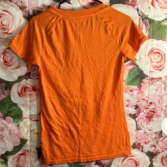 OKC Thunder size M short sleeve adidas tee - Picture 10 of 10